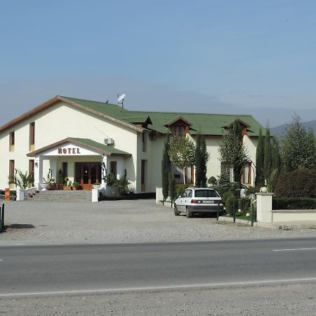 Hotel Emocia Natakhtari 外观 照片