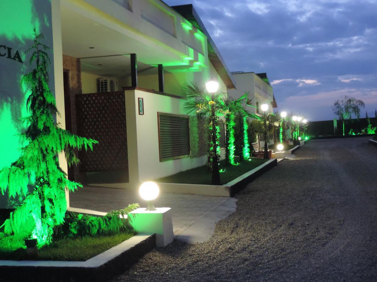 Hotel Emocia Natakhtari 外观 照片