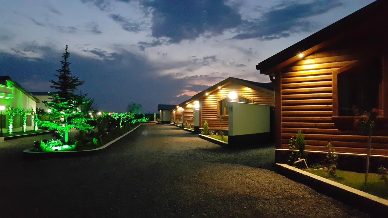 Hotel Emocia Natakhtari 外观 照片