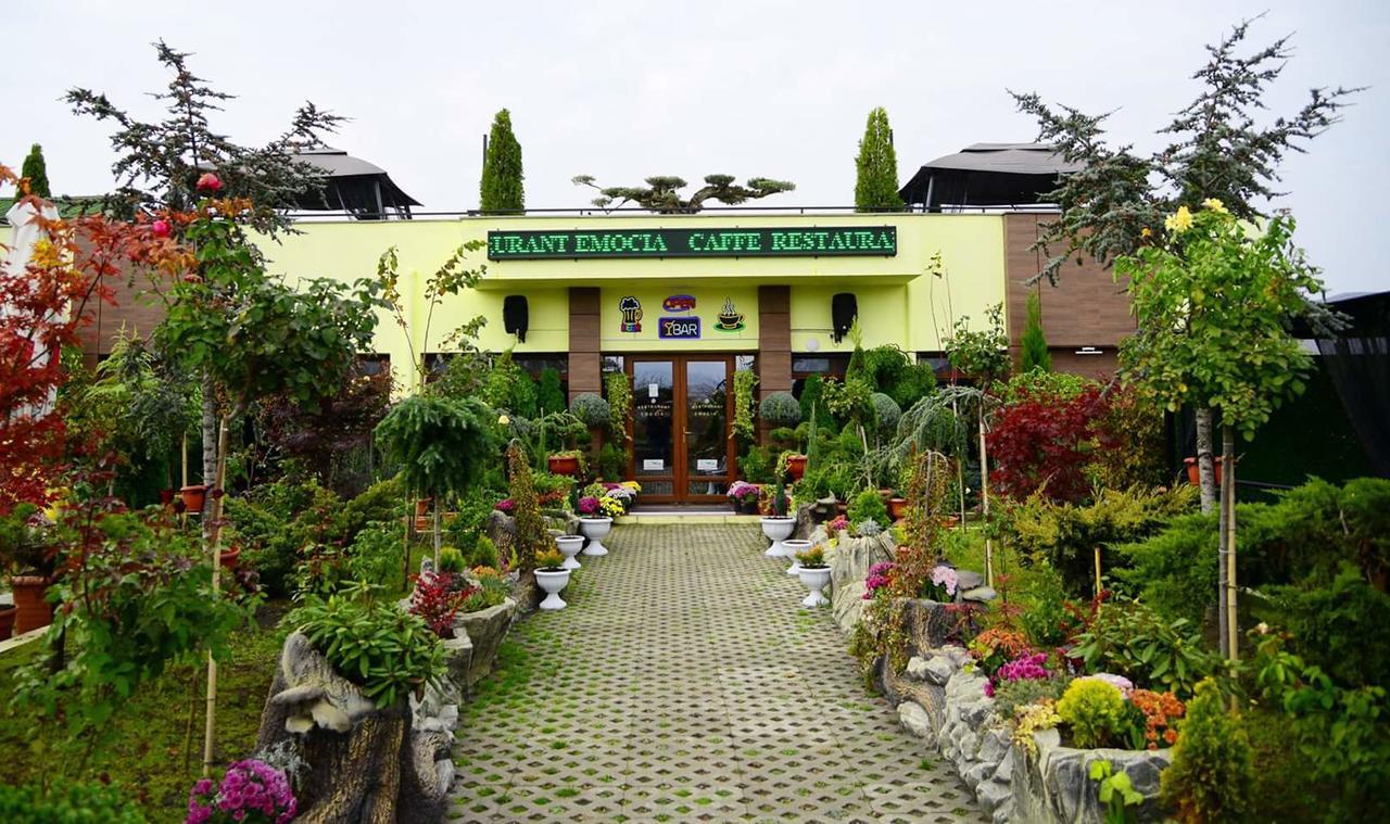 Hotel Emocia Natakhtari 外观 照片