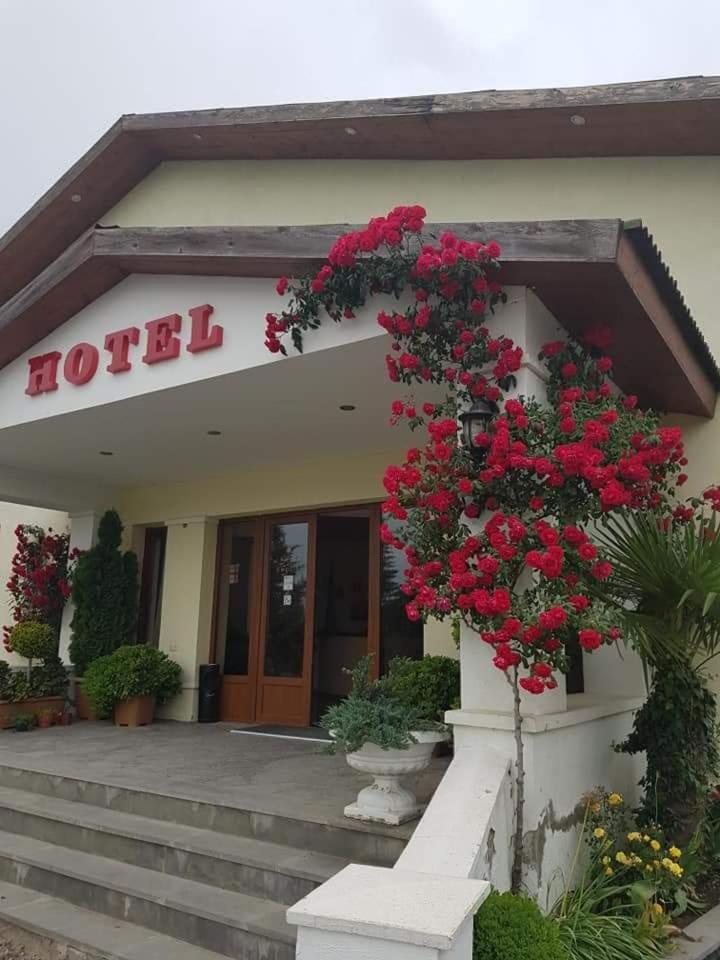 Hotel Emocia Natakhtari 外观 照片
